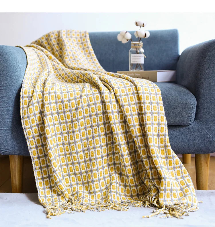 Nordic Checkered Knit Throw