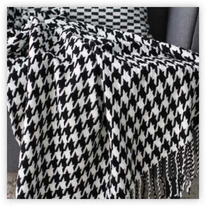 Nordic Checkered Knit Throw